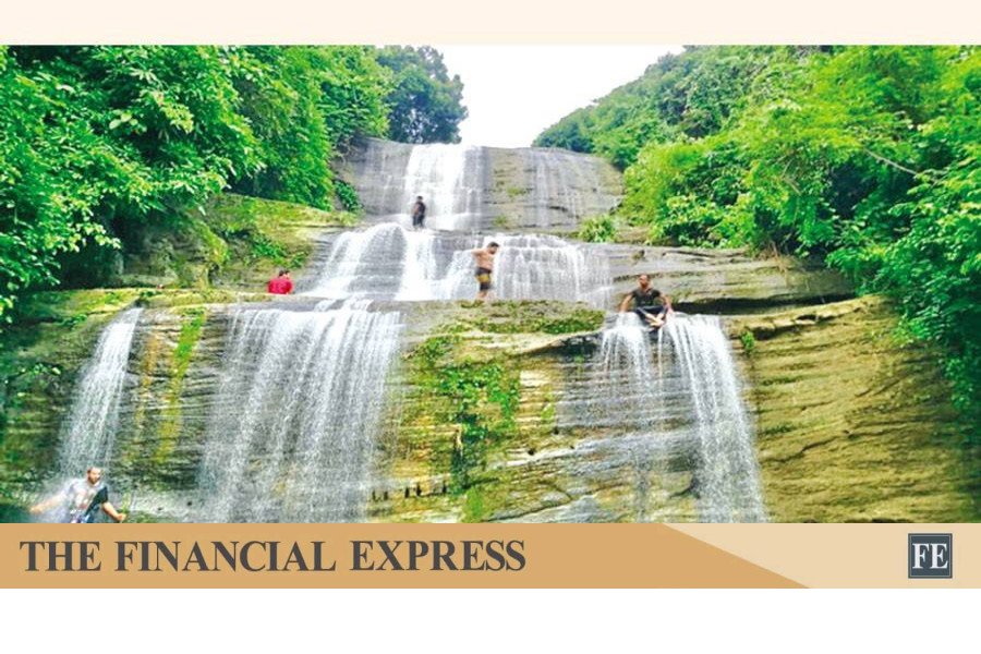 Introducing low-cost tourism to ensure equality