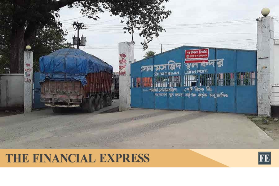 Trade activities at Sonamasjid land port resume