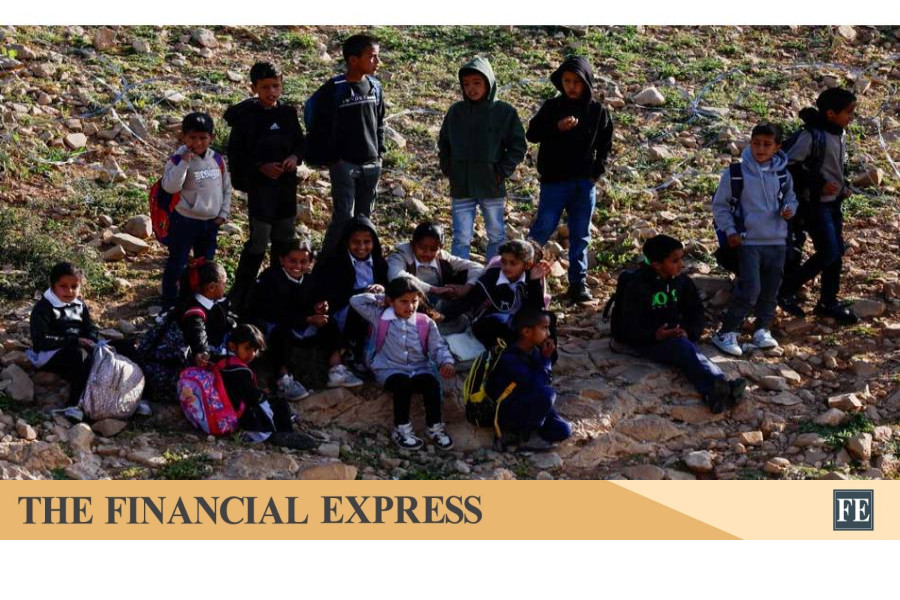 Israeli ministers celebrate reestablishment of settlement in West Bank