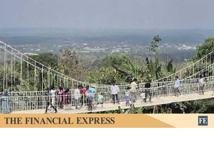Tourist spots in Khagrachhari see thin crowds during Eid holiday despite long break