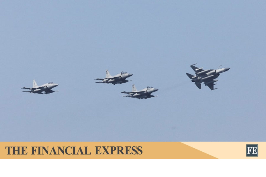 Pakistan sends jets, troops to Saudi Arabia amid Iran war