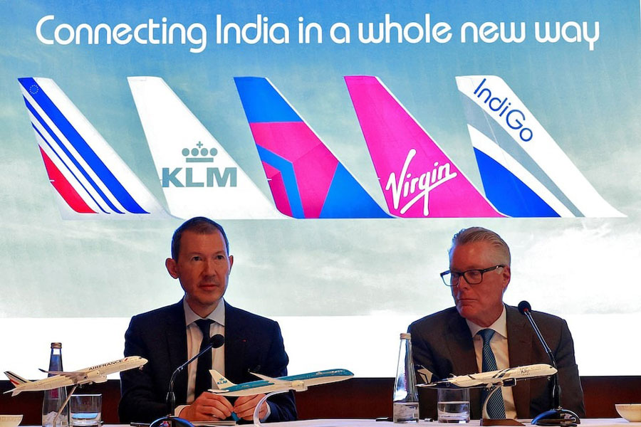 Air France-KLM CEO Benjamin M. Smith and Delta Air Lines CEO Edward Herman Bastian attend a press conference at an annual meeting of the International Air Transport Association (IATA) in New Delhi, India, June 1, 2025.