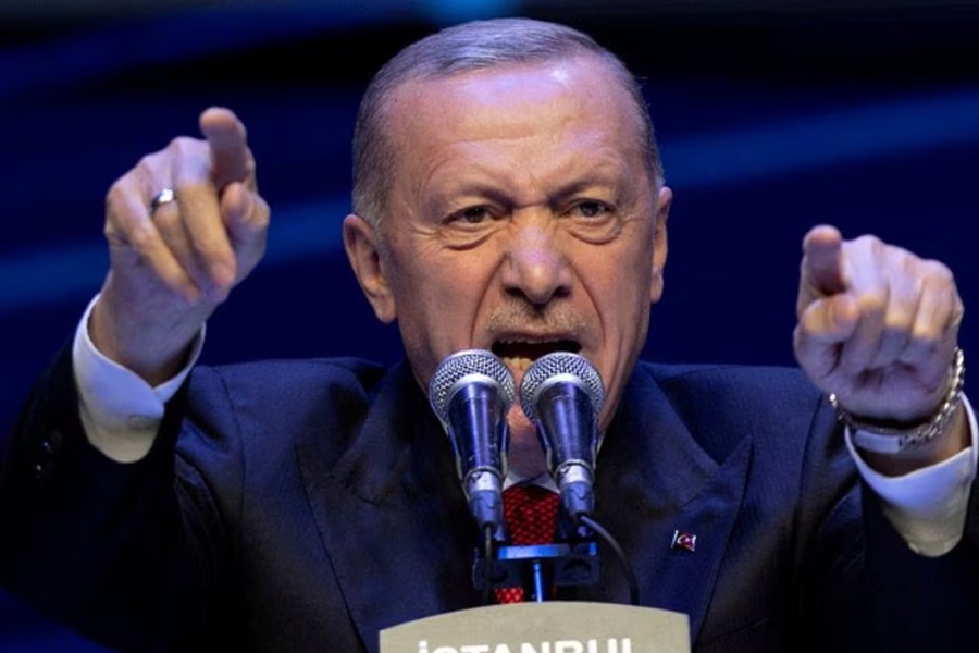 Turkish President Tayyip Erdogan addresses his supporters in Istanbul, Turkey, May 18, 2023.