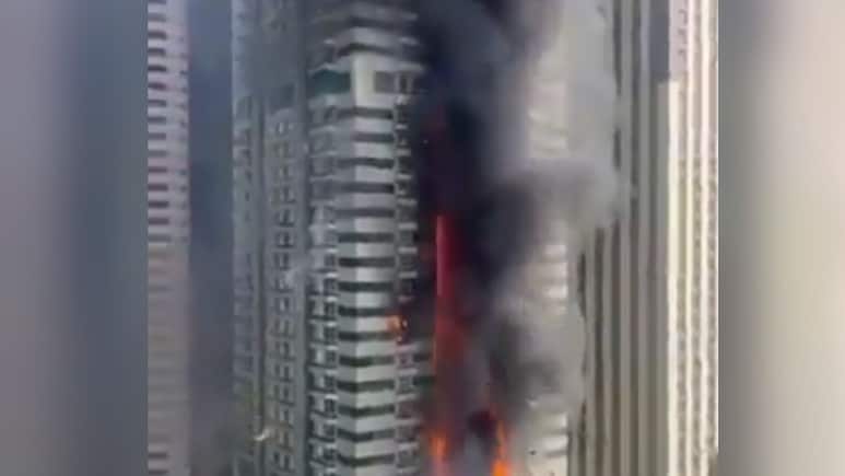 Huge fire breaks out at 67-storey building in dubai, 3,800 people evacuated
