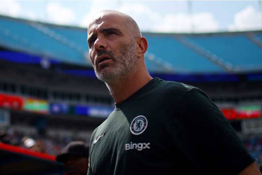 FIFA Club World Cup - Round of 16 - Benfica v Chelsea - Bank of America Stadium, Charlotte, North Carolina, U.S. - June 28, 2025 Chelsea manager Enzo Maresca before the start of the second half