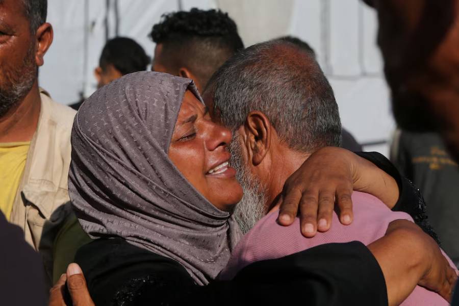People mourn Palestinians who were killed in an incident on Wednesday while seeking aid in Khan Younis, at Nasser hospital in Khan Younis in the southern Gaza Strip July 16, 2025.