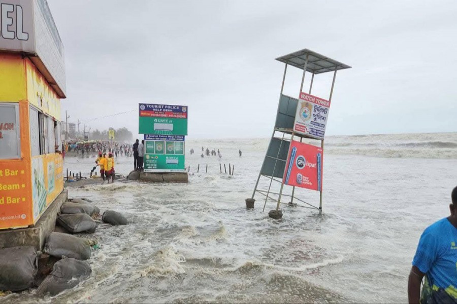 Erosion onslaught continuing at Kolatali point on Cox's Bazar sea beach, putting numerous structures at risk