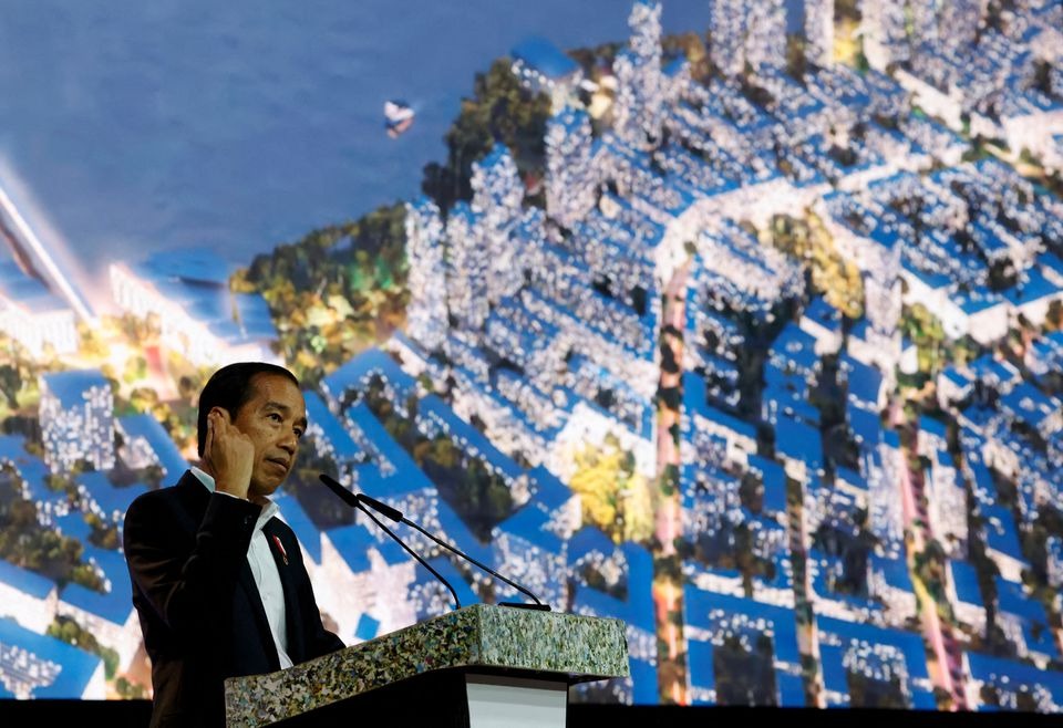 Indonesia's President Joko Widodo speaks about the planned new capital Nusantara, at Ecosperity Week in Singapore June 7, 2023. REUTERS/Edgar Su