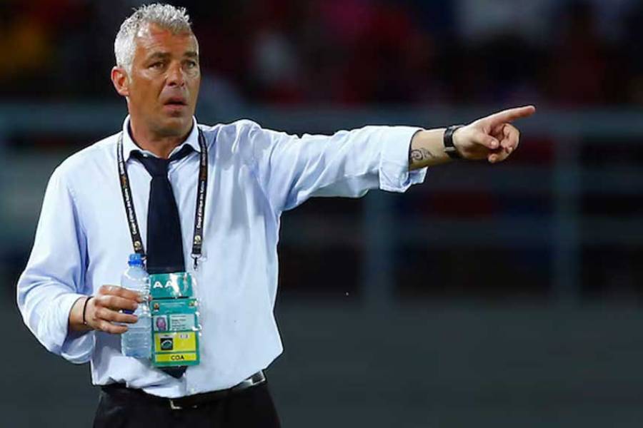 Gabon’s head coach Jorge Costa of Portugal reacts during a soccer match in Bata, Equatorial Guinea, Jan 21, 2015.