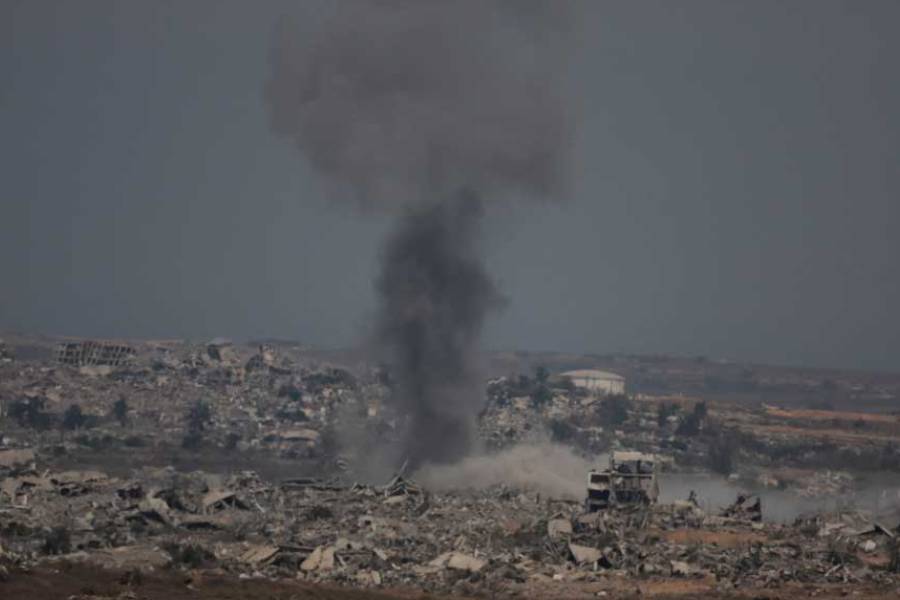 Smoke rises after an Israeli air strike in north Gaza, as seen from Israel’s border with Gaza, Israel, Aug 12, 2025.