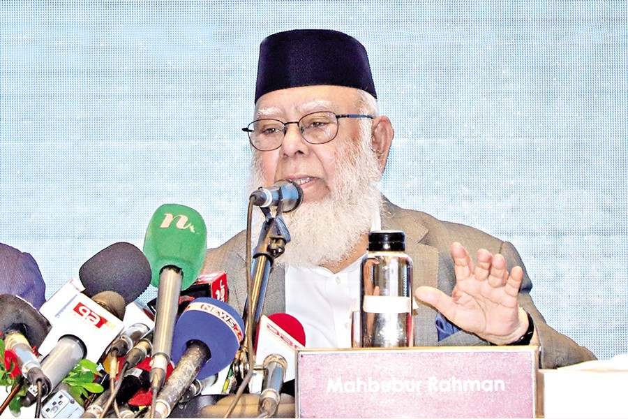 International Chamber of Commerce (ICC) Bangladesh President Mahbubur Rahman speaking at a joint press briefing organised by the ICC Bangladesh in association with the major chambers of the country at a city hotel on Sunday