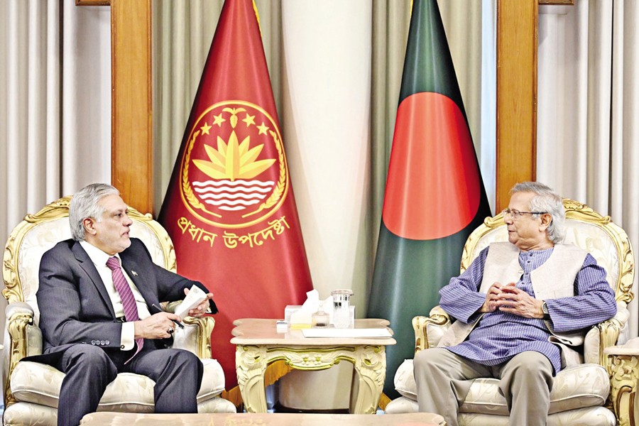 Pakistan Deputy Prime Minister and Foreign Minister Ishaq Dar meets Chief Adviser Professor Muhammad Yunus at the State Guest House Jamuna in Dhaka on Sunda