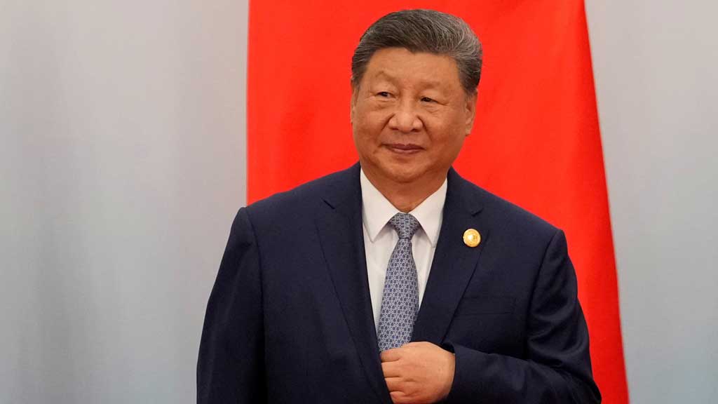 Chinese President Xi Jinping attends a photo session for participants of the Shanghai Cooperation Organization (SCO) Summit 2025 at the Meijiang Convention and Exhibition Centre in Tianjin, China, September 1, 2025. SUO TAKEKUMA/Pool via REUTERS