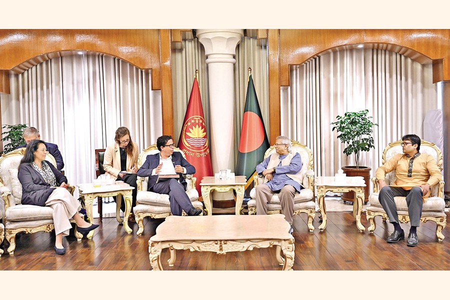 A delegation of Members of the European Parliament called on Chief Adviser Prof Muhammad Yunus at the State Guest House Jamuna in the capital on Wednesday. — PID