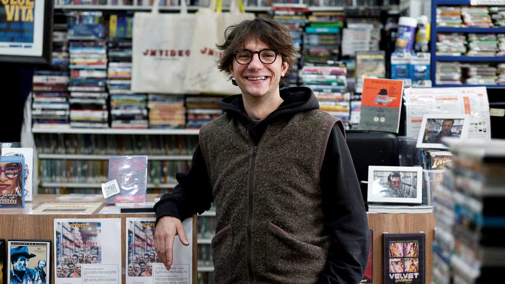 Theo Bancilhon, JM Video, video rental store, financial difficulties, DVD store,France