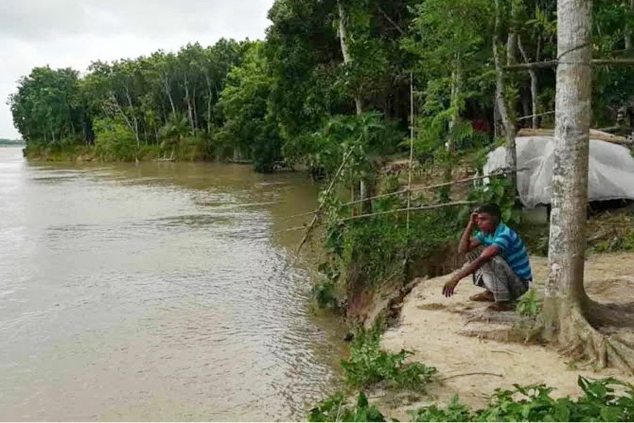 Volanathpur village under Mohammadpur upazila of Magura eroded by the Madhumati River. — FE photo