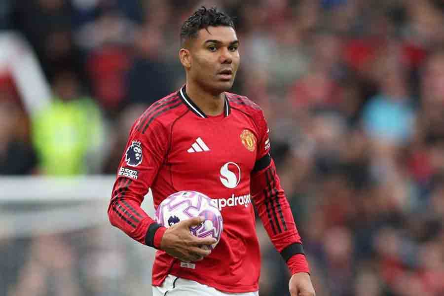 Premier League - Manchester United v Sunderland - Old Trafford, Manchester, Britain - Oct 4, 2025 Manchester United's Casemiro reacts REUTERS/Scott Heppell