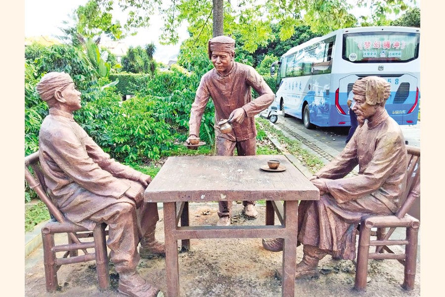 This captivating sculpture, depicting a traditional coffee-serving scene, beautifully showcases the region’s rich coffee culture and draws the attention of visiting tourists at the Gaoligong International Coffee Cultural Park in Yunnan Province, China — FE photo by Jubair Hasan