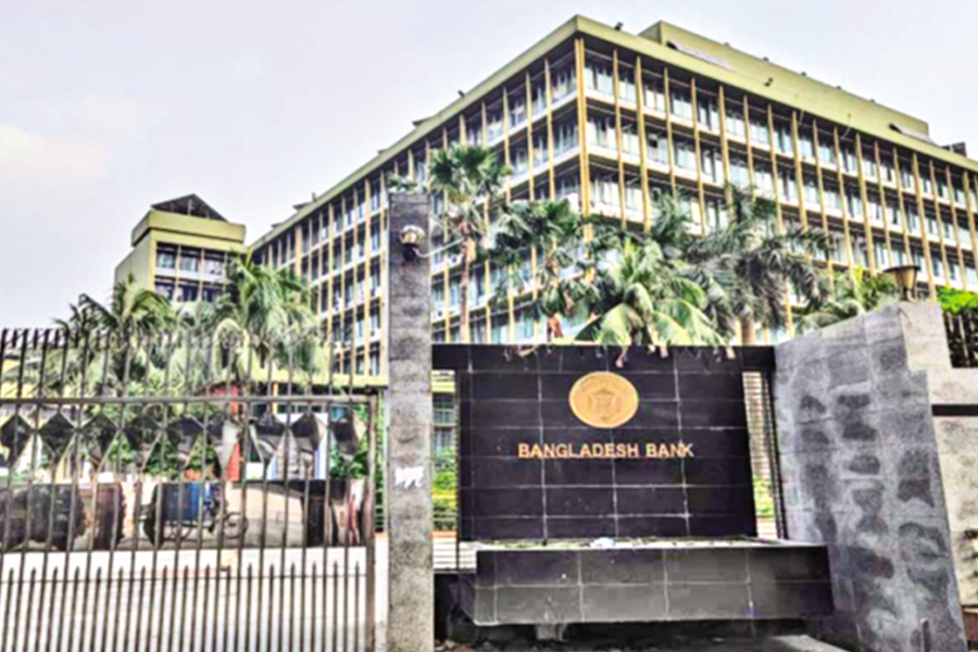Head quarters of Bangladesh Bank, the central bank of Bangladesh, in Dhaka —FE File Photo