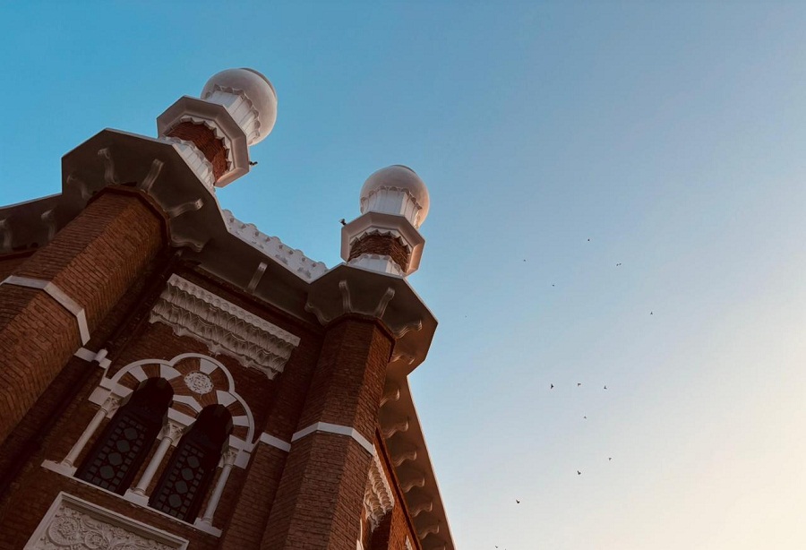 Lalkuthi, Northbrook Hall