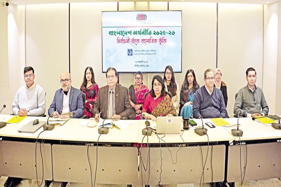 Noted economists attend an event titled ‘State of the Bangladesh Economy in FY25-26’, organised under CPD's IRBD programme at its Dhaka office on Saturday — FE photo