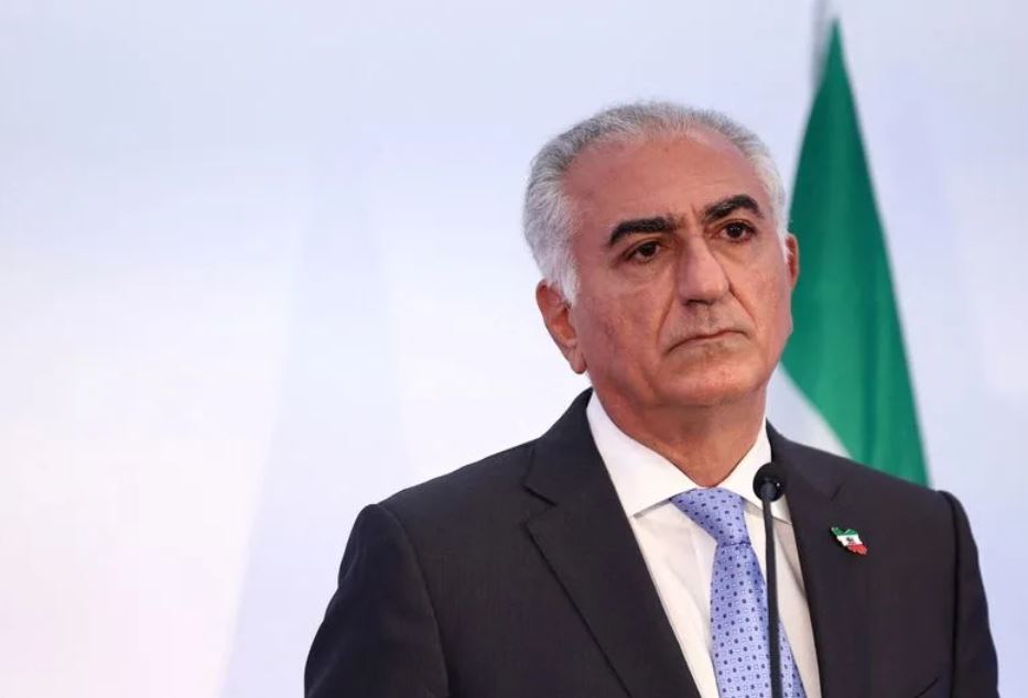 Reza Pahlavi, the exiled son of the last Shah of Iran, attends a press conference about the situation in Iran and the need to support Iranians, in Paris, France, June 23, 2025. REUTERS/Abdul Saboor/File Photo