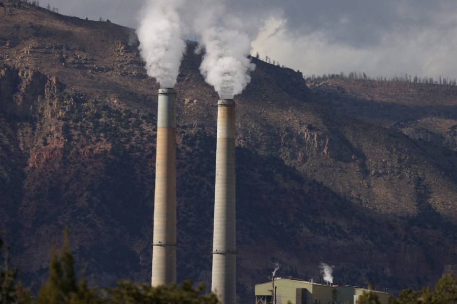 Fumes rise from the coal-fired Huntington Power Plant in Huntington, Utah, US, Oct 28, 2024.