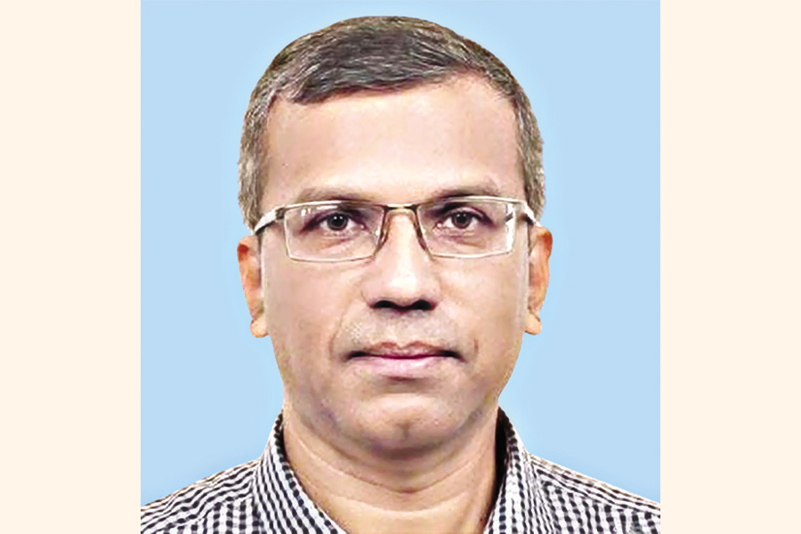 Mansur makes unceremonious exit as govt appoints new governor