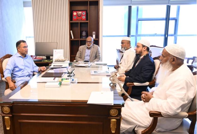 Prime Minister Tarique Rahman spoke at a meeting on Zakat management held at the Cabinet Division in the Bangladesh Secretariat. Photo: PMO