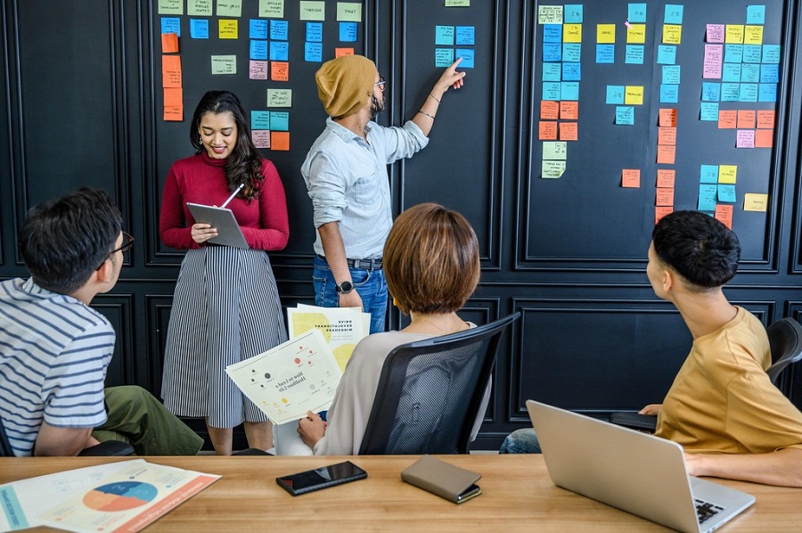 Representational image