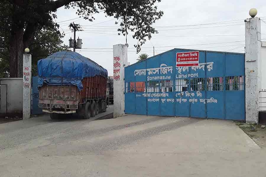 Trade through Sonamasjid land port to remain suspended for 10 days during Eid