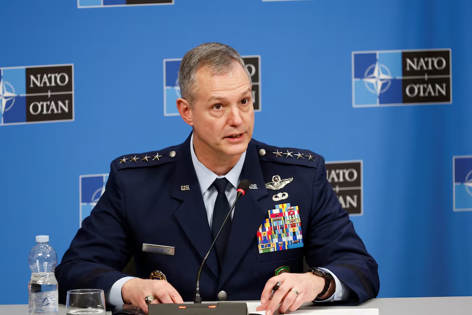 NATO Supreme Allied Commander Europe (SACEUR) U.S. Air Force General Alexus Grynkewich attends a joint news conference at NATO headquarters in Brussels, Belgium January 22, 2026. REUTERS/Geert Vanden Wijngaert/File Photo