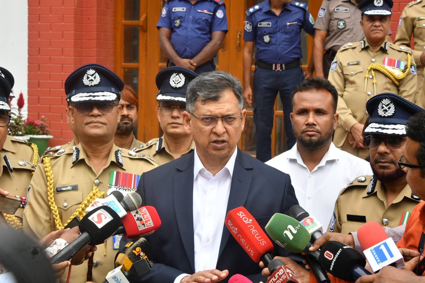 Home Minister Salahuddin Ahmed spoke to journalists after the training closing parade of the 43rd BCS (Police) batch at the Bangladesh Police Academy in Sardah, Rajshahi today. Photo: Ministry
