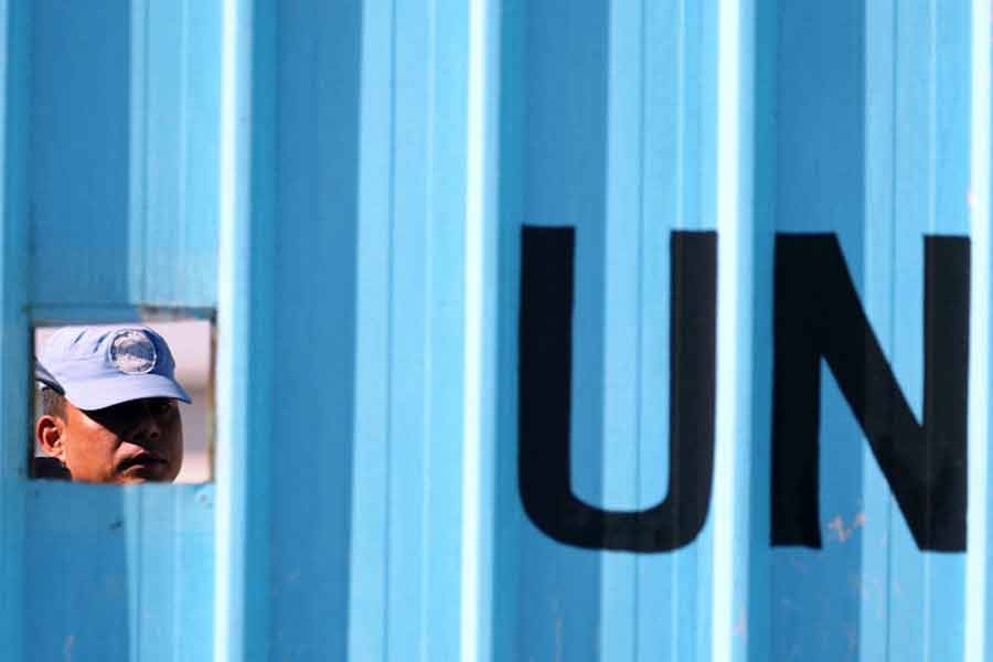 FILE PHOTO: A UN peacekeeper (UNIFIL) in southern Lebanon, September 2, 2019. REUTERS/Ali Hashisho