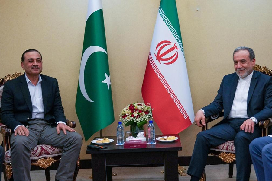 In this photo released by the Iranian Foreign Ministry, Iranian Foreign Minister Abbas Araghchi, right, meets with Pakistan's Army Chief Field Marshal Gen Asim Munir in Tehran, on Wednesday, April 15, 2026 — Iranian Foreign Ministry via AP
