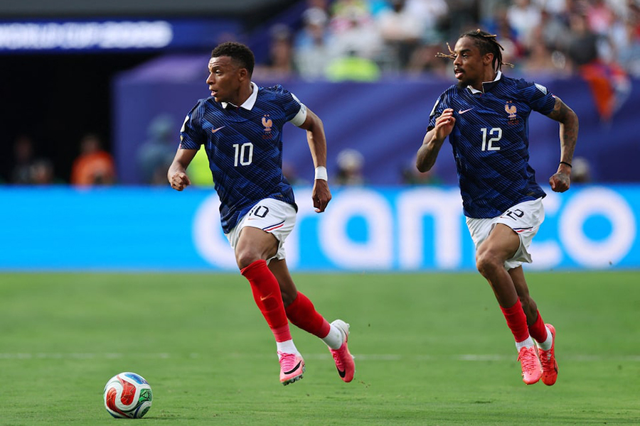 France's Kylian Mbappe and Bradley Barcola in action during the FIFA World Cup 2026 Round of 32 match between against Sweden at New York New Jersey Stadium, East Rutherford, in New Jersey, US, on June 30, 2026. — IMAGN IMAGES via REUTERS.