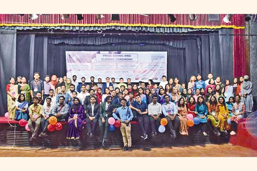 Students and guests pose after the finale and prize giving ceremony of Economics Career Alliance (ECA) Expo 2.0 held in Dhaka University recently