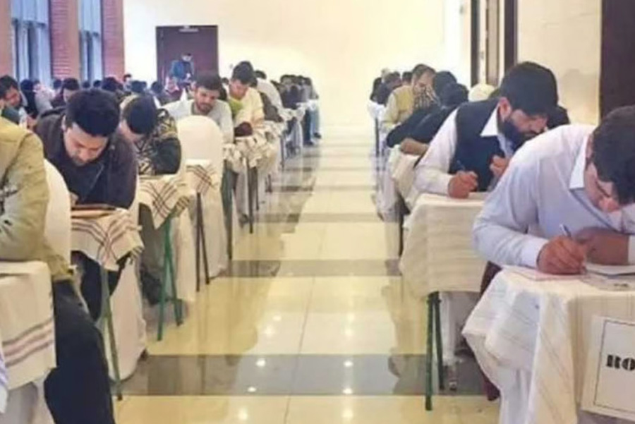 The FE – Pakistan suspends medical studies for Afghan students  The Financial Express