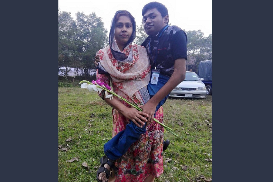 Photo: Collected from Facebook