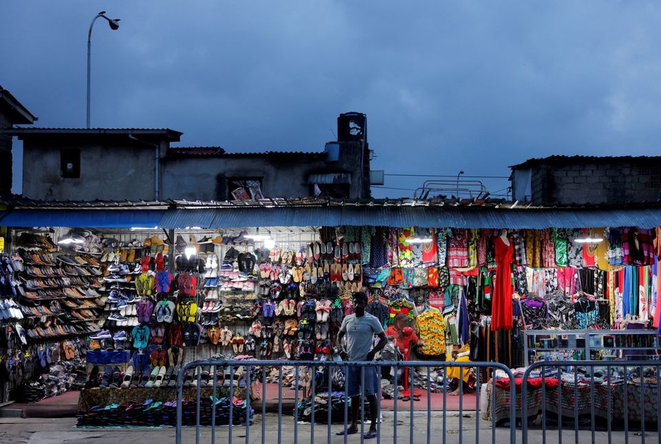 A vendor waits for customers at a shoe shop in the main market as Sri Lankan President Ranil Wickremesinghe announced 2023 budget amid the country's economic crisis, in Colombo, Sri Lanka on November 14, 2022 — Reuters/Files