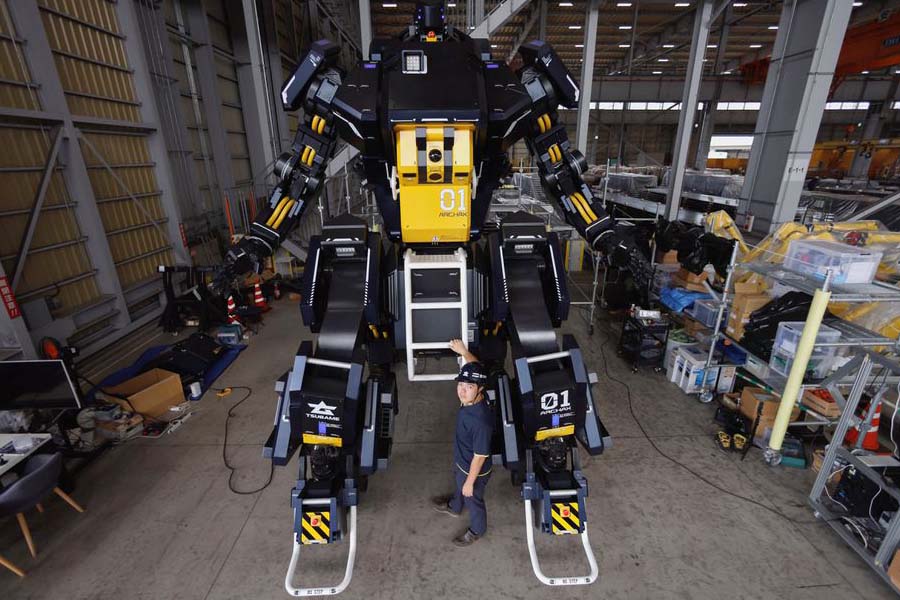 The FE - Japan startup develops 'Gundam'-like robot with USD 3 million ...