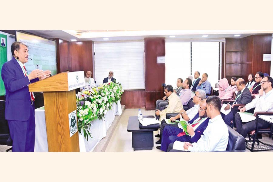 Prof Dr Md Selim Uddin, Chairman of Bangladesh House Building Finance Corporation and Union Bank, speaking at a seminar at the USTC on Saturday.