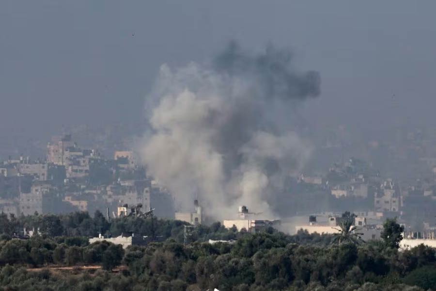 Smoke rising over northern Gaza Strip as seen from Sderot in southern Israel on Wednesday –Reuters photo