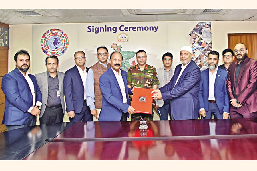 BEPZA Member Ali Reza Mazid and Chairman of CIP Limited MA Hanif Bhuiyan signed an agreement on Wednesday in presence of BEPZA Executive Chairman Major General Abul Kalam Mohammad Ziaur Rahman.