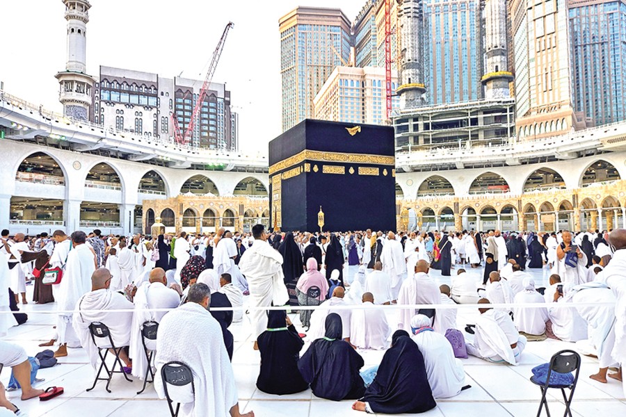 Tawaf around the Kaaba