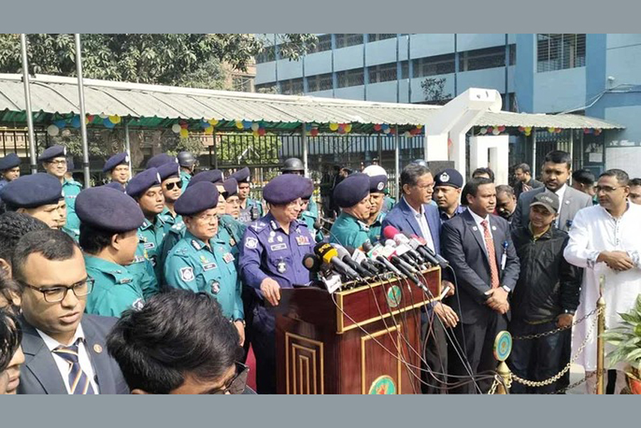 A gas flare on an oil production platform is seen alongside an Iranian flag in the Gulf July 25, 2005.
