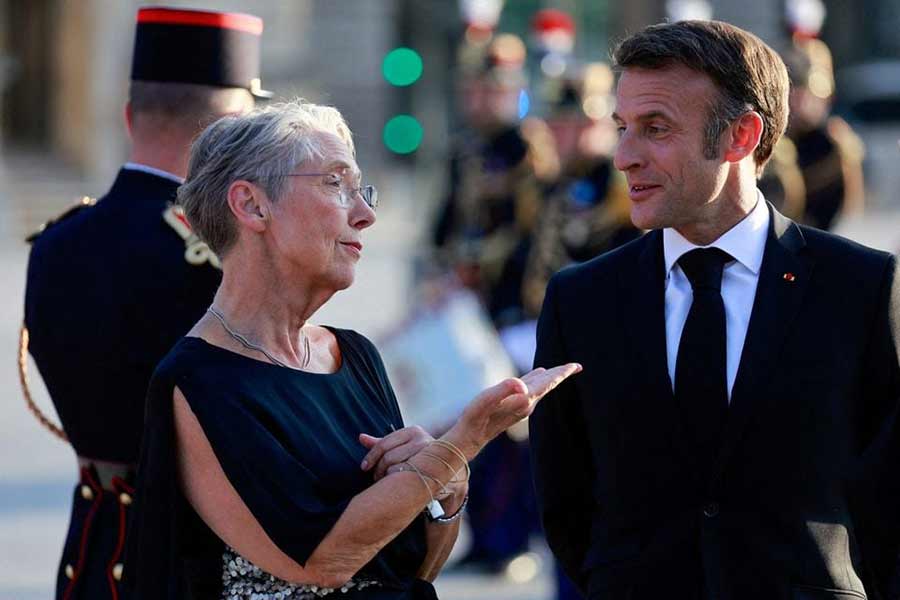 French President Emmanuel Macron and Prime Minister Elisabeth Borne