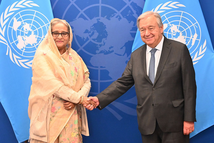 Prime Minister Sheikh Hasina meets UN Secretary General Antonio Guterres at the United Nations' Headquarters in New York on 22 September, 2023 — PID photo/File