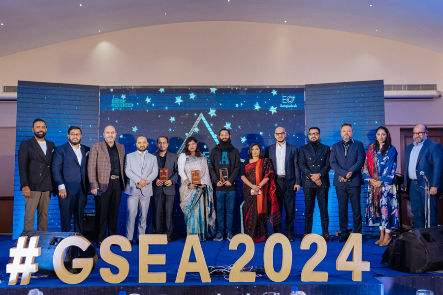Winners of the 8th Global Student Entrepreneurship Award (GSEA) contest pose at the grand finale held at a city hotel on Saturday.