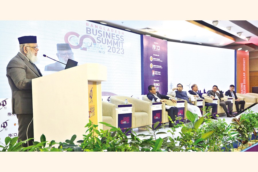 President of International Chamber of Commerce, Bangladesh (ICCB) Mahbubur Rahman speaks at a session at the Bangladesh Business Summit 2023 at Bangabandhu International Conference Centre in the city on Sunday. State Minister for Power, Energy and Mineral Resources Nasrul Hamid was present as the chief guest. — FE photo